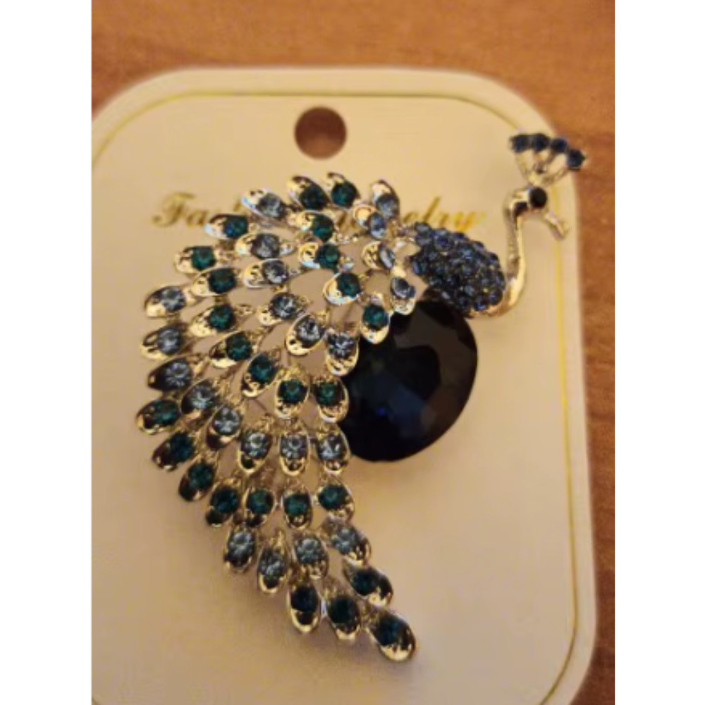 Vintage Style Peacock Bird Rhinestone Crystal Cyan Bird Brooch Pin Pendant Gift