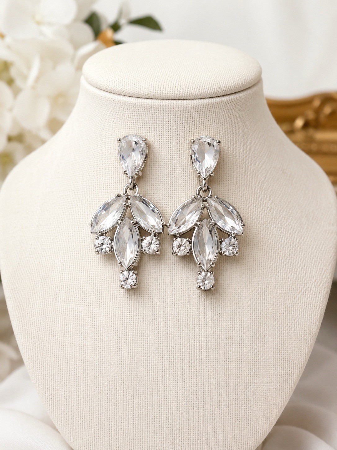 Vintage Clear Rhinestone Chandelier Drop Earrings Silver Tone Bridal Prom