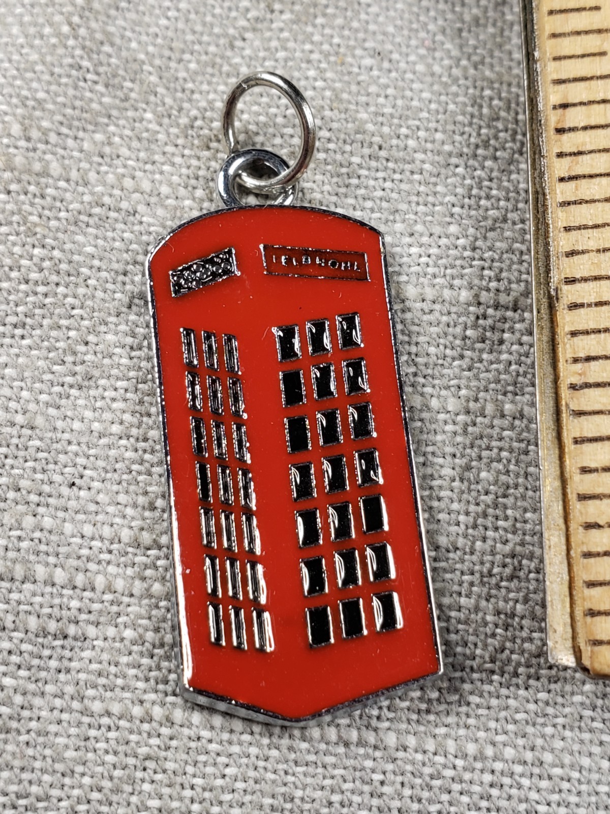 Red Telephone Box British United Kingdom Pendant Charm Beautiful C42