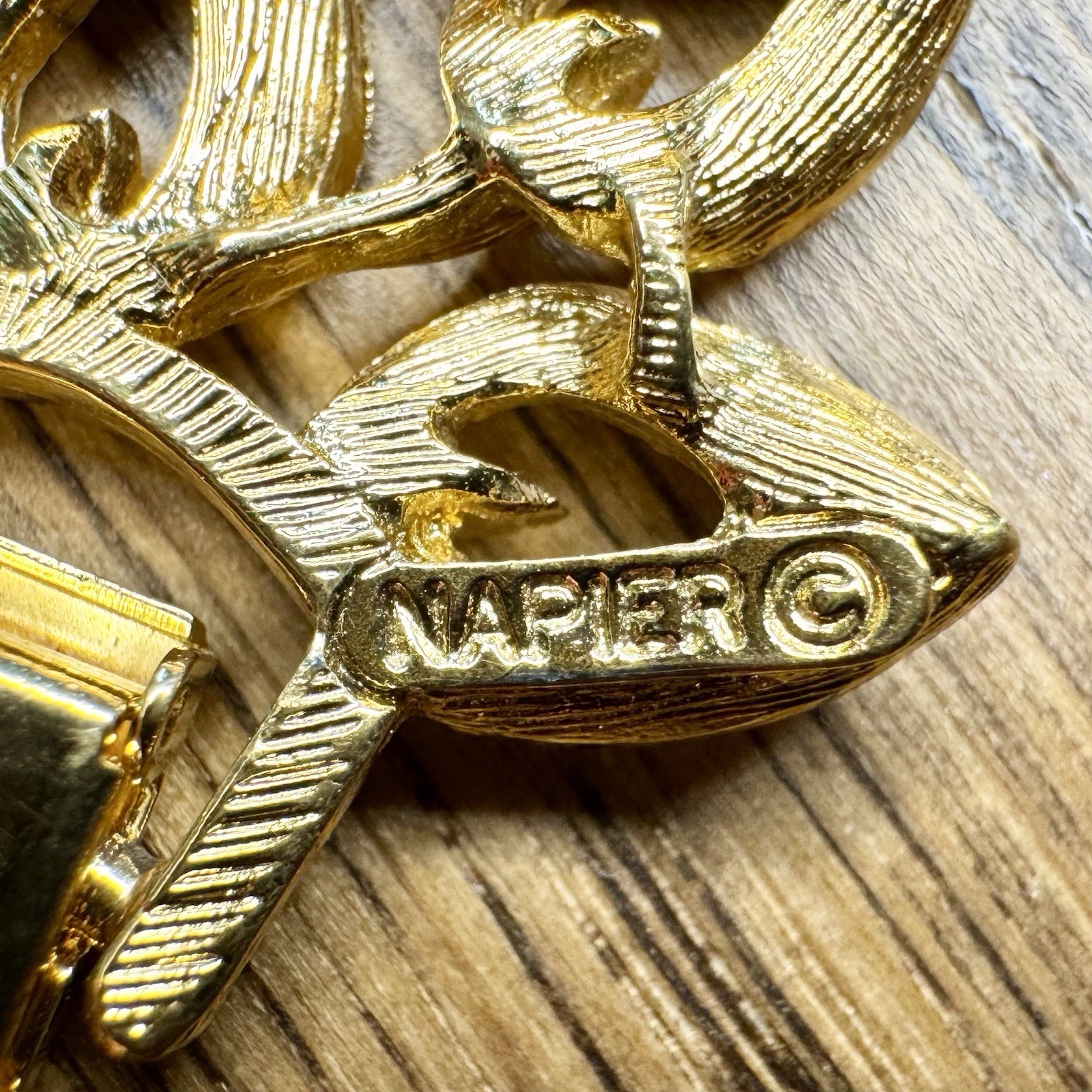 Vintage Napier Chunky Gold Tone Leaf Panel Link Necklace Signed Choker Collar