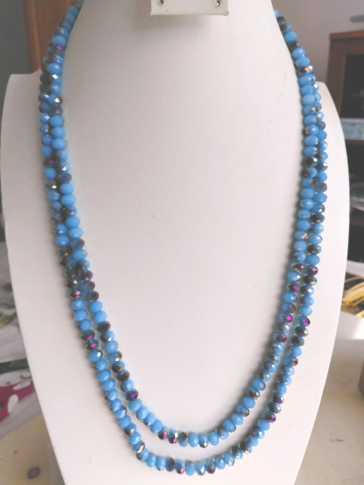 Blue AB Faceted Beaded Necklace/ Sparkling/ Very Good Condition/ No Clasp
