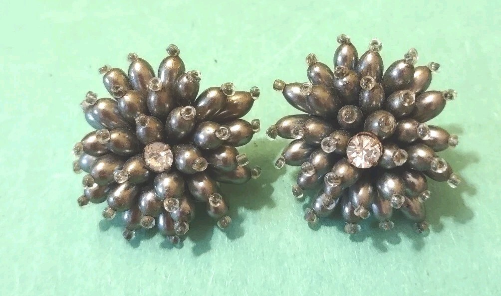 Vintage JAPAN Silver Pearl & CLEAR Stone Earrings in Gold Tone