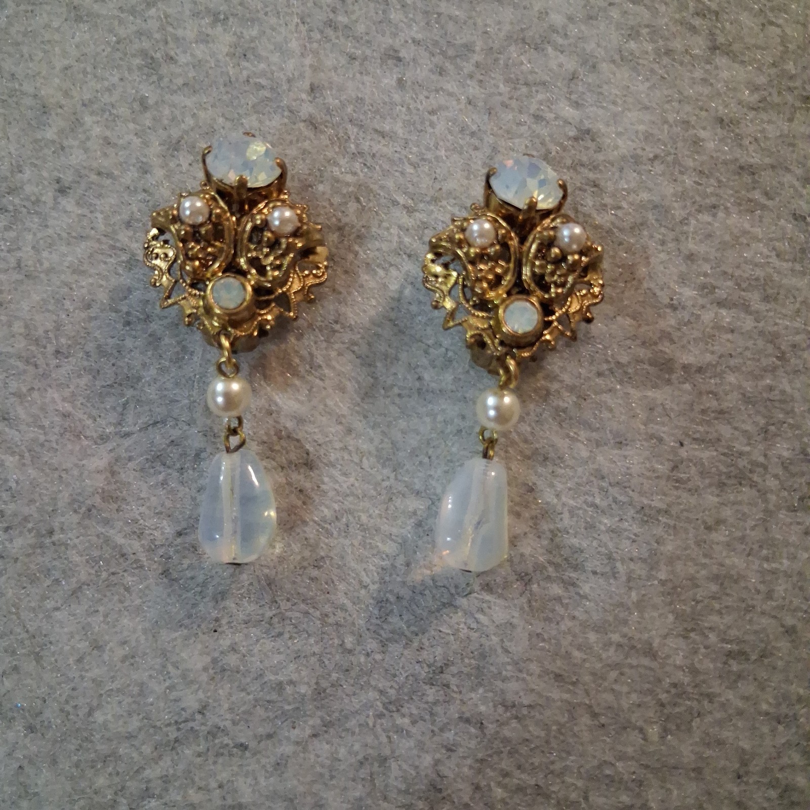 Vtg West Germany Opaline Moonstone Glass Faux Pearl Filigree Dangle Earrings