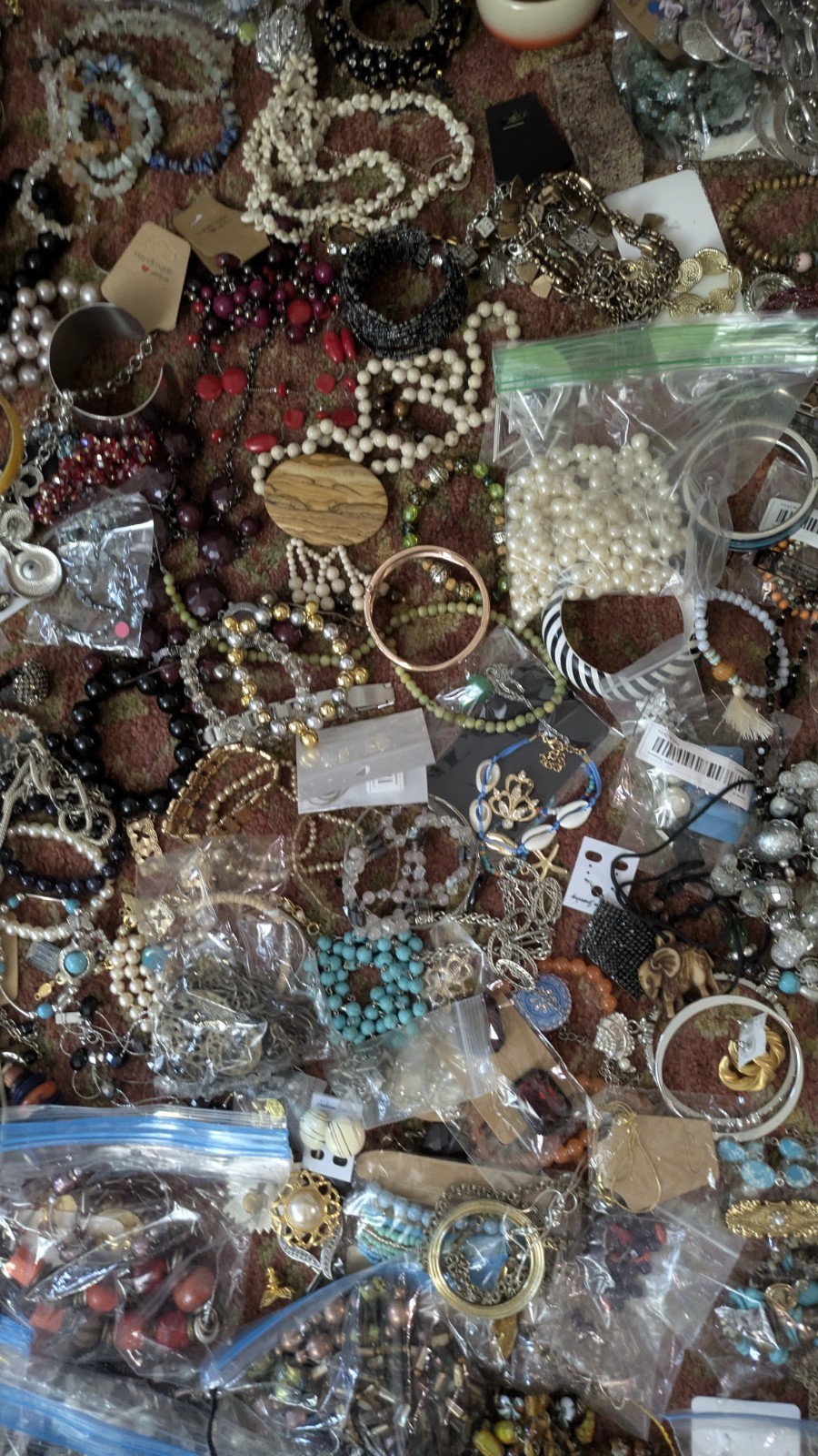 17 Lbs Of Unresearched Vintage/Modern/New Resell Or Crafting Jewelry Lot