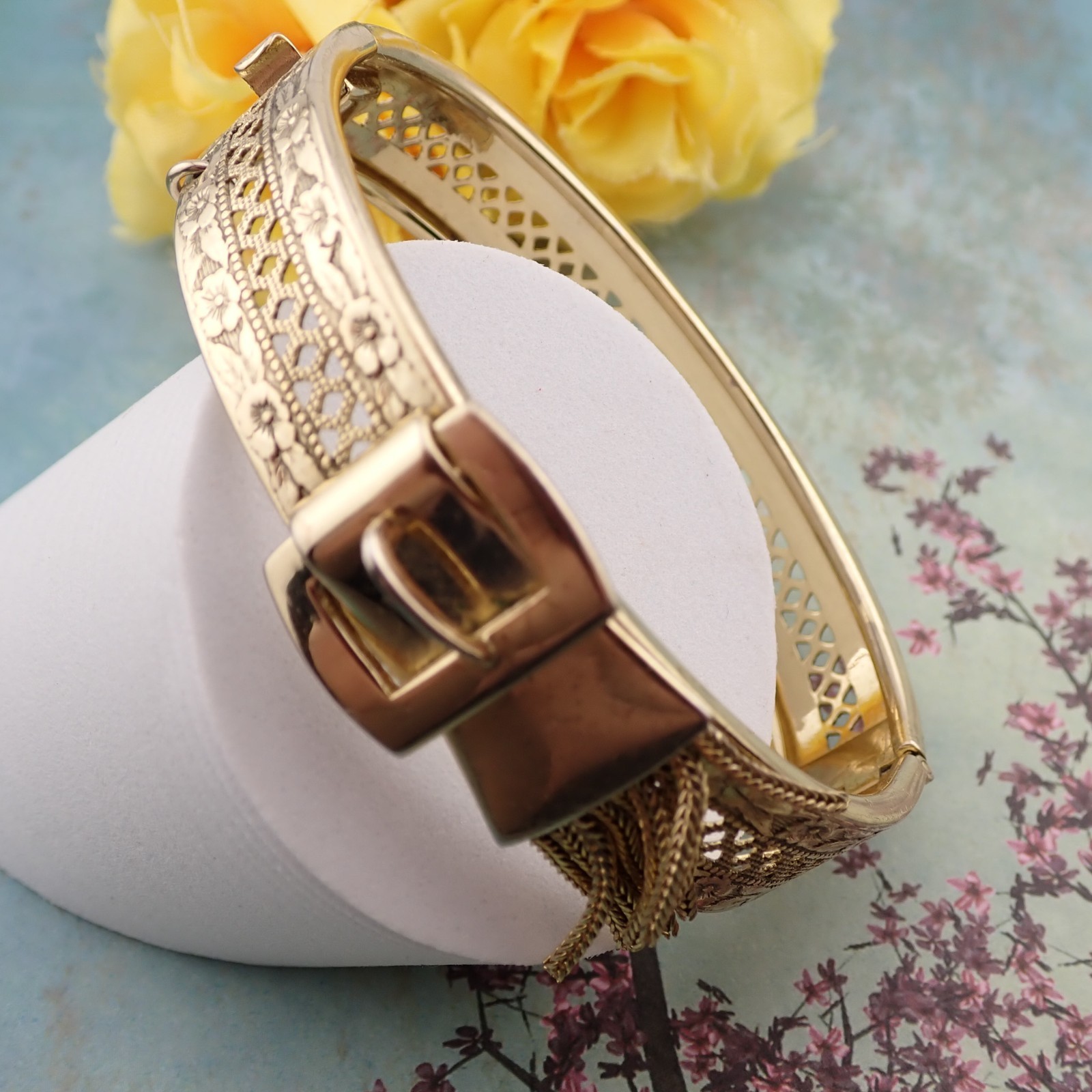 Whiting Davis Foxtail Chain Fringe Gold Tone Hinged Buckle 6.75″ Bracelet Safety