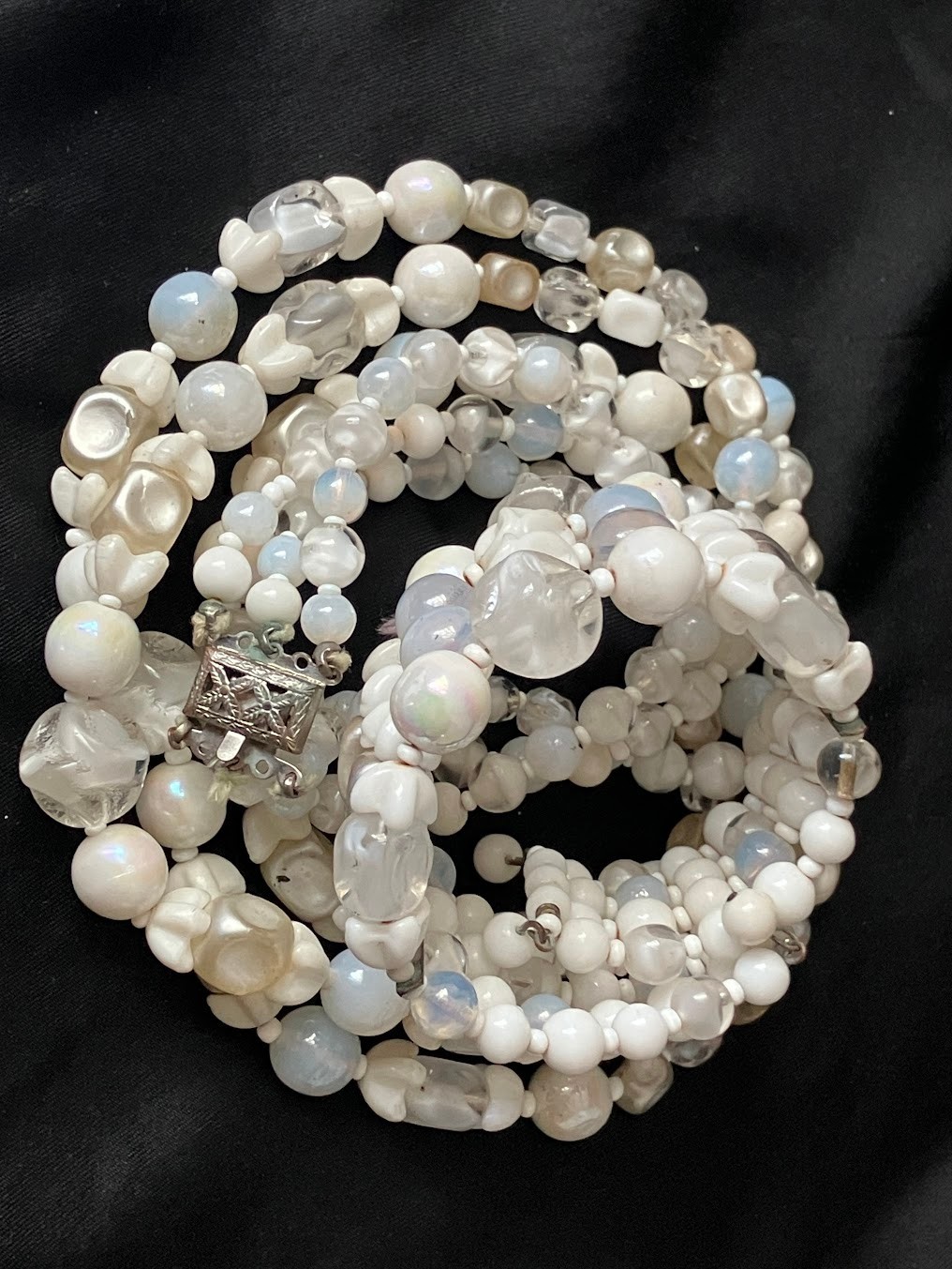 Vintage White Glass Beaded Necklace Bracelet Set Opalescent MCM Bridal