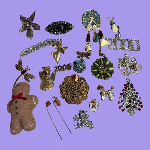Vintage Brooch Pin Lot Damaged Repair Craft Christmas Angel Animal Rhinestone