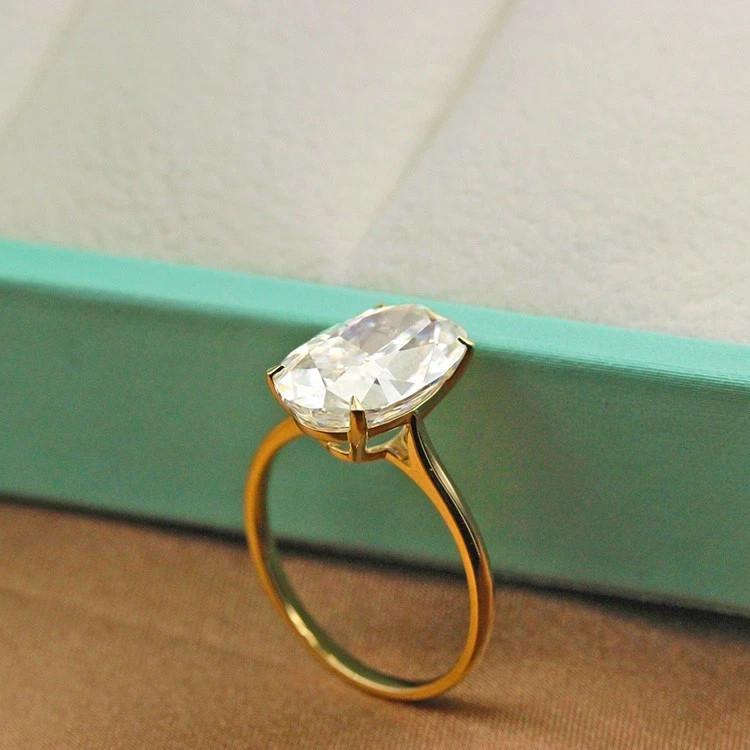 Oval Cut 2.00CT White Moissanite Women’s Engagement Ring In 10K Yellow Gold FN