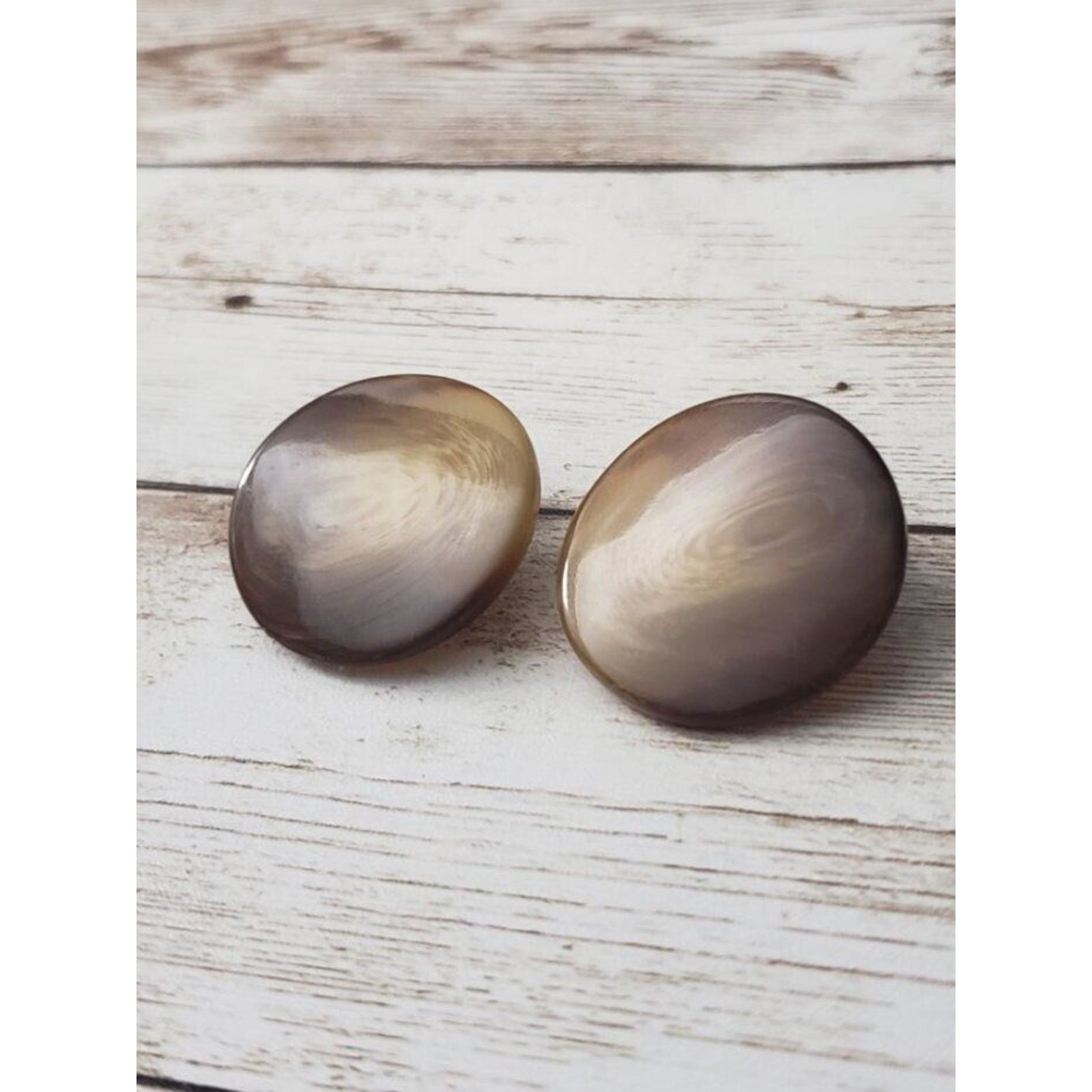 Vintage Clip On Earrings – Circle Shape with Slight Wave Brown Tones