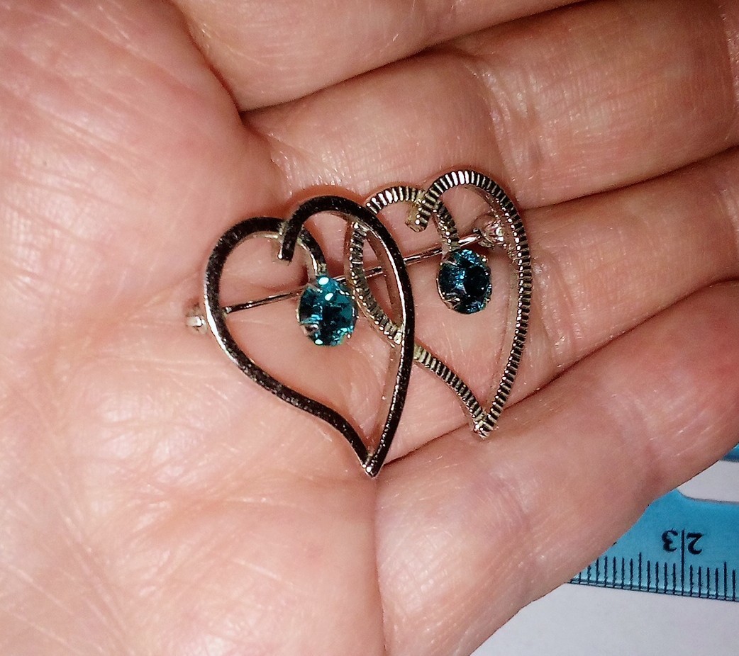 Vintage Van Dell Signed Sterling Silver Double Heart Brooch December Blue Zircon