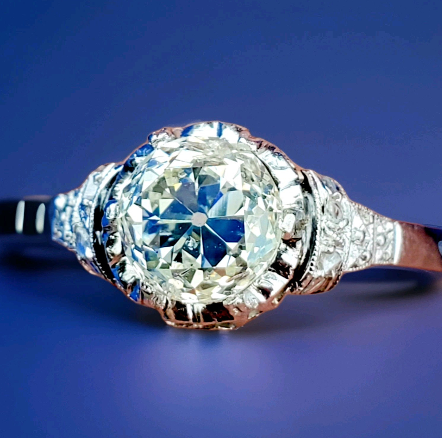 Original EARTH MINED DIAMOND Cushion cut Deco Engagement Ring PLATINUM Solitare
