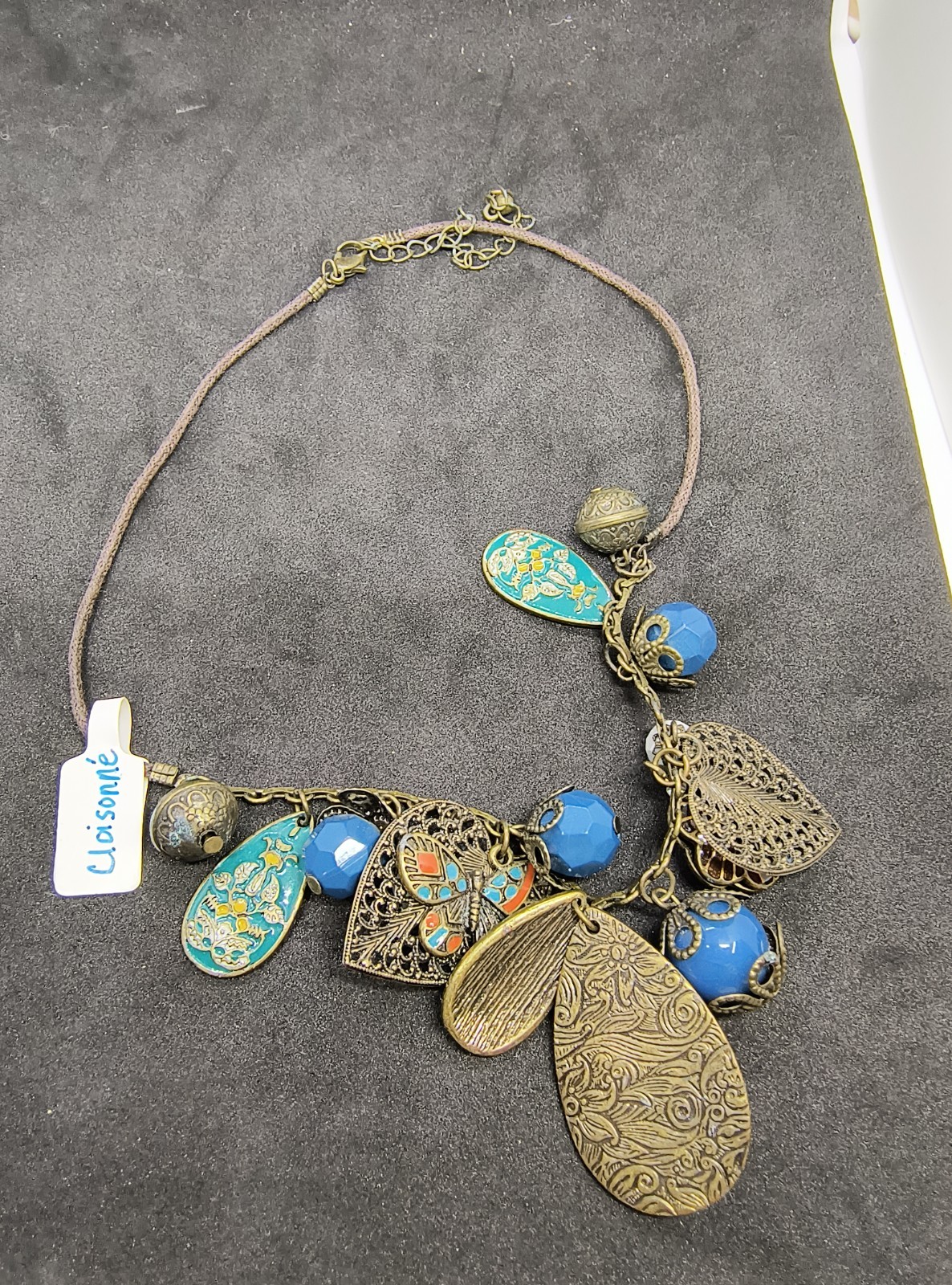Vintage metal and Bead Necklace Lot Nice clasp Costume Jewelry
