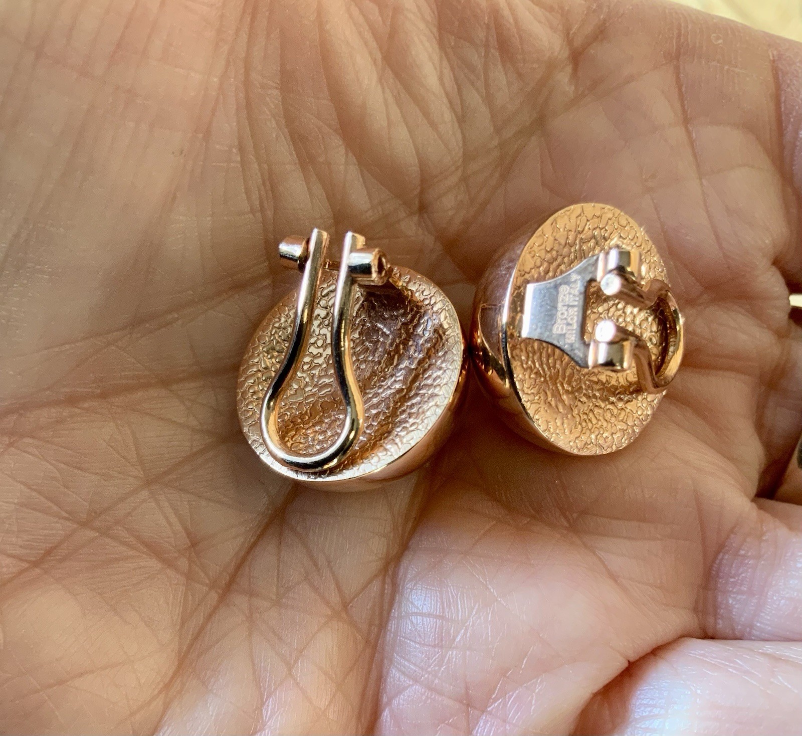Great Bronze Milor Italy Rose Gold Tone Clip On Earrings Button