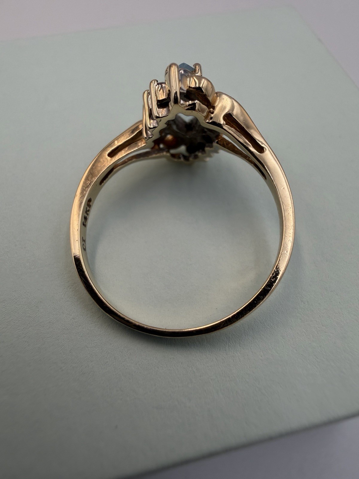 Vintage 14k Gold Ring With Aquamarine Stone Size 6.5