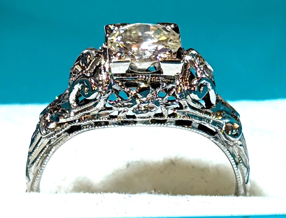 VINTAGE ANTIQUE 18K WHITE GOLD EUROPEAN ROSE CUT DIAMOND RING
