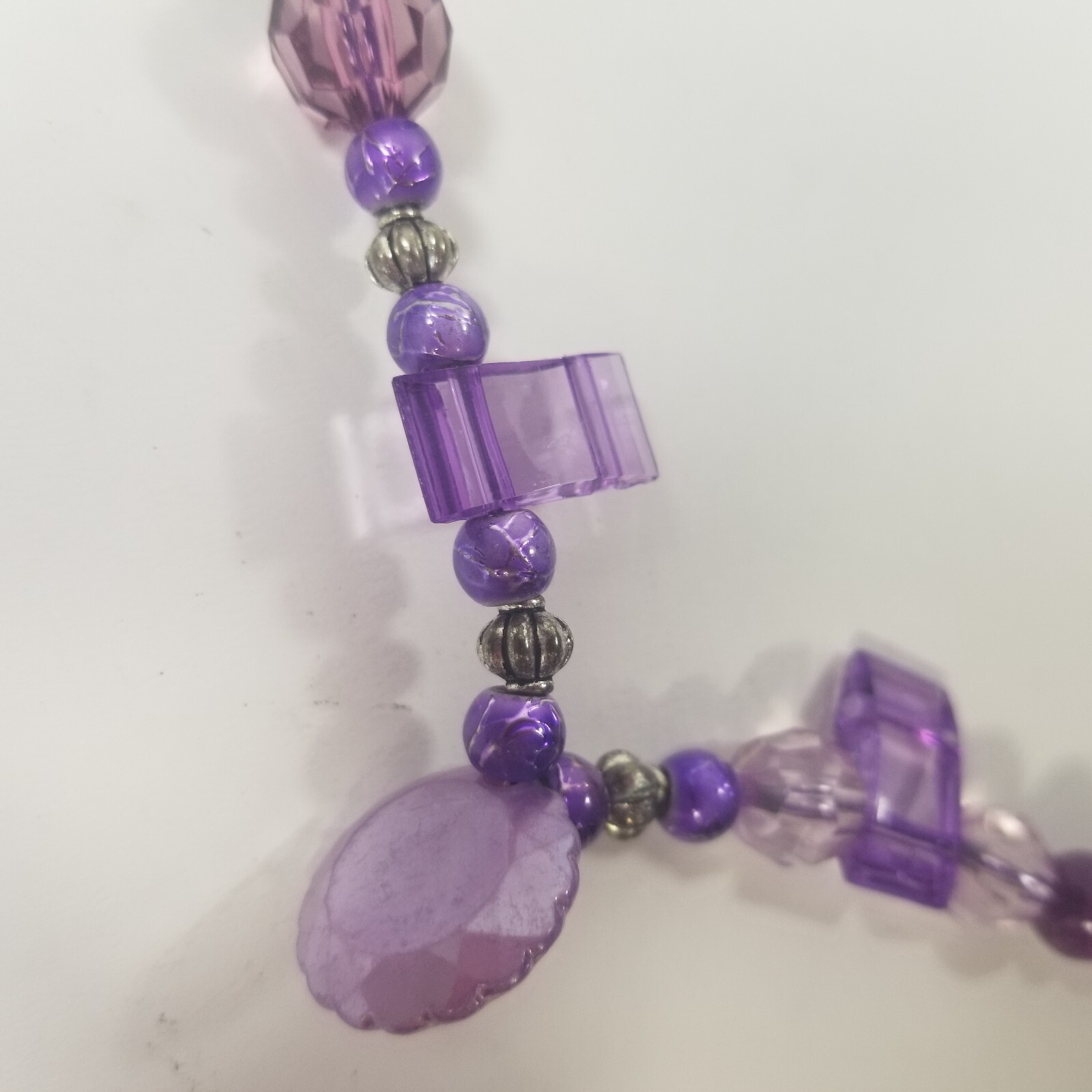Silver tone with Faceted Purple Beads Necklace Shiny