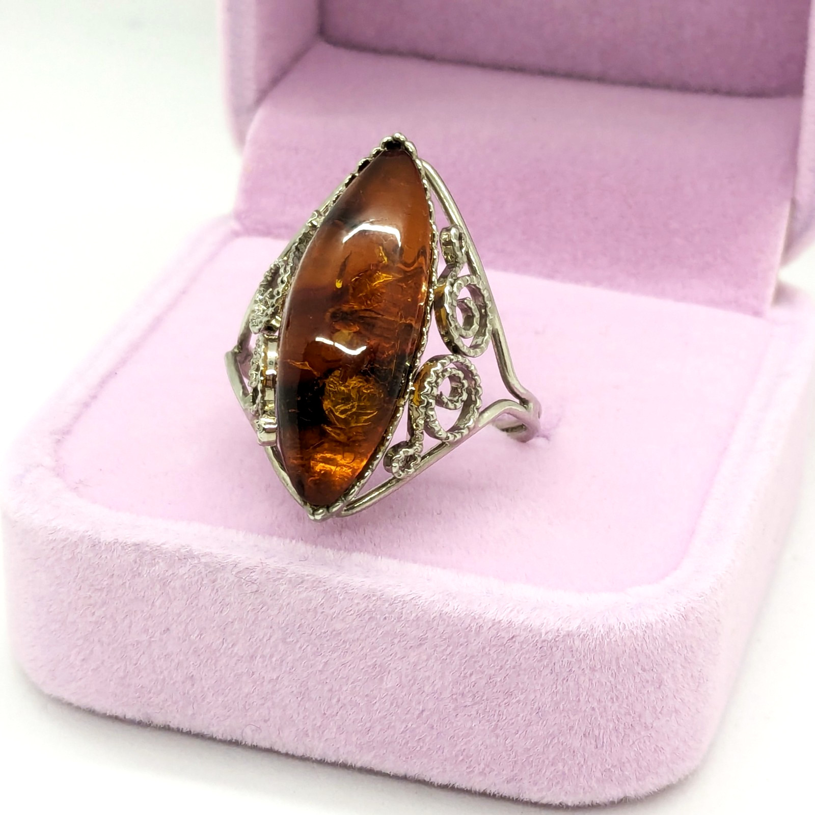 Vintage Elegant Soviet RING with Bright Natural Amber -size: 9.5US (19.5mm) #121