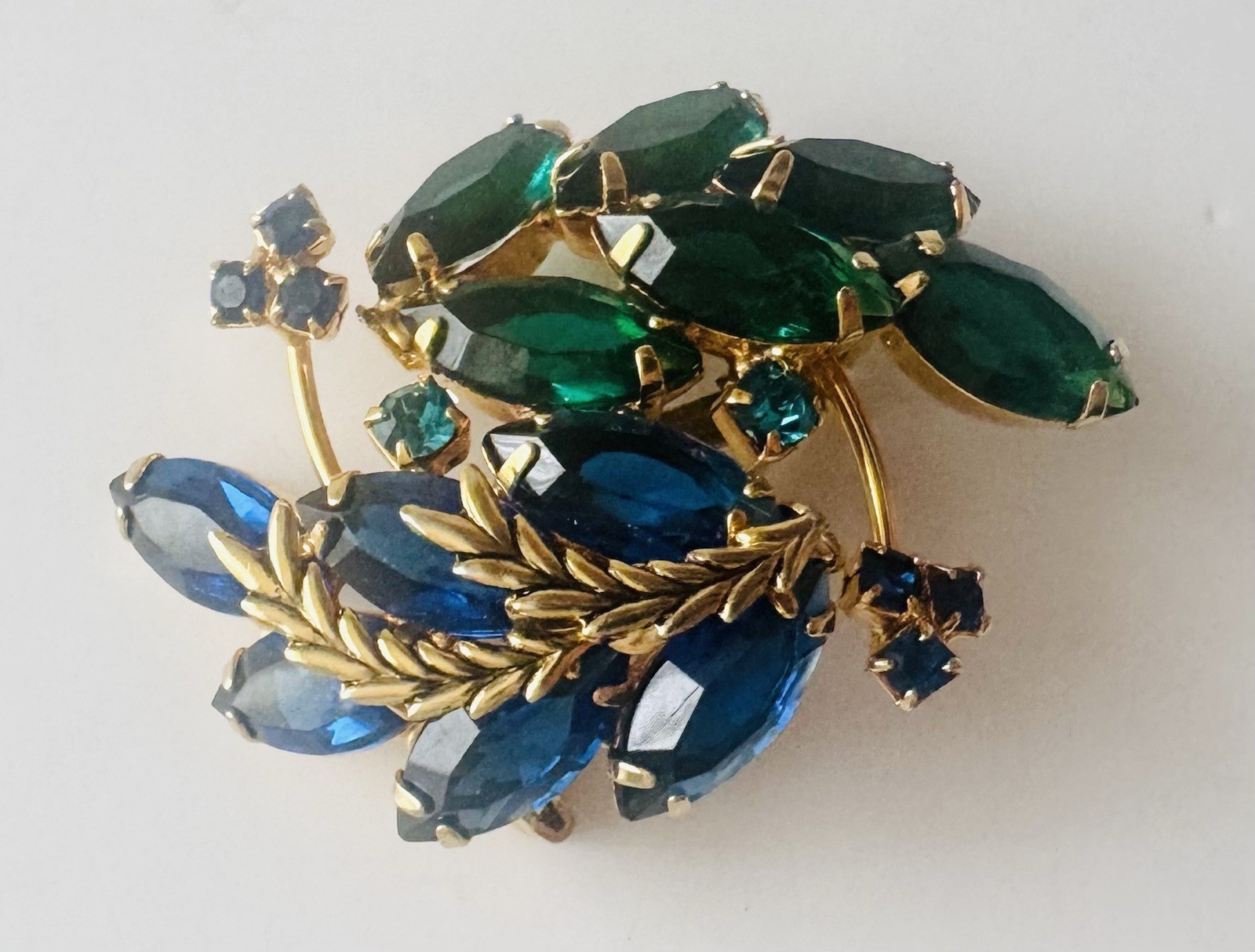 Blue and Green Oval Stones Brooch Grannycore Peacock Gold Tone Vinery 2″