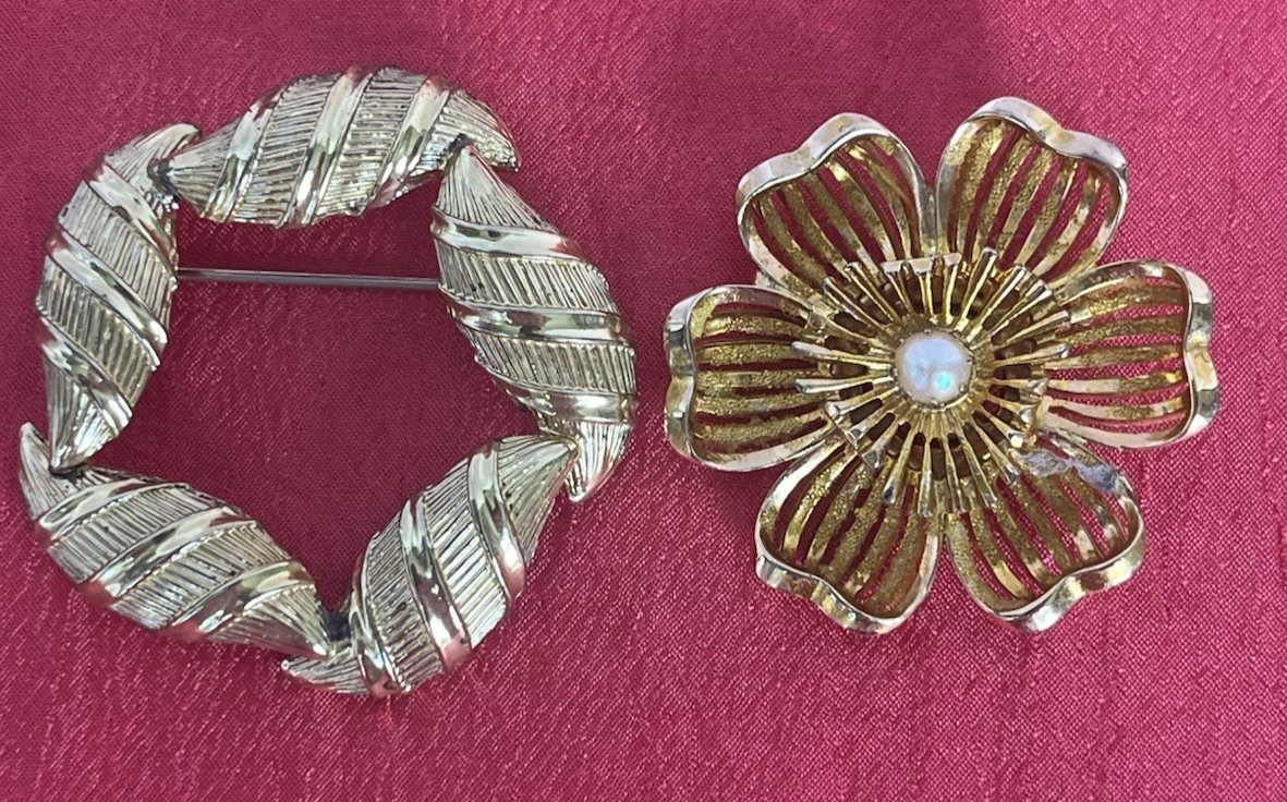 Two Vintage Signed Gold Tone Pin/Brooches- Shells & Flower Coro & Kramer- Look!