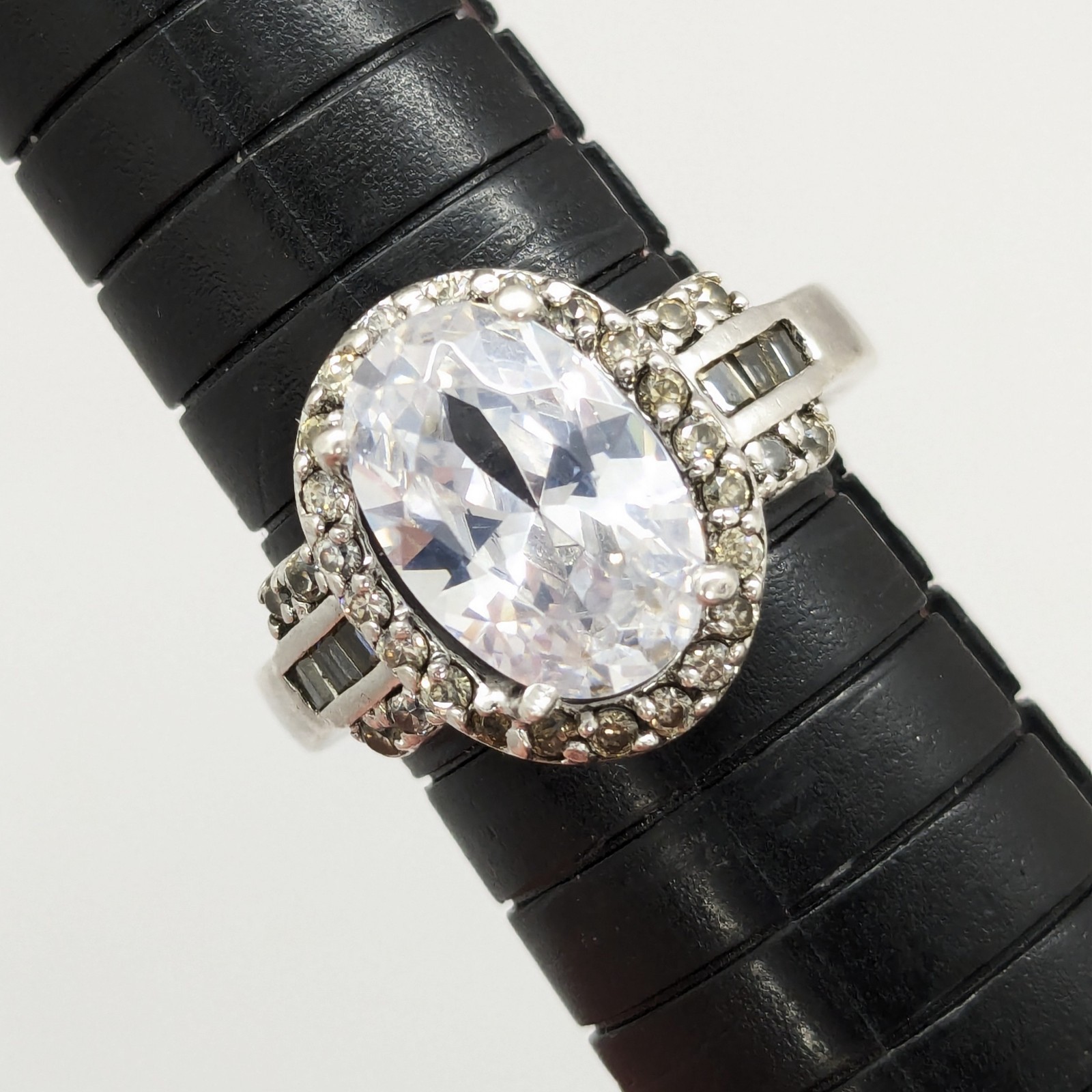 Vintage Elegant RING Silver 925 with Big Bright Stone -size: 8.25US (18mm) | #91