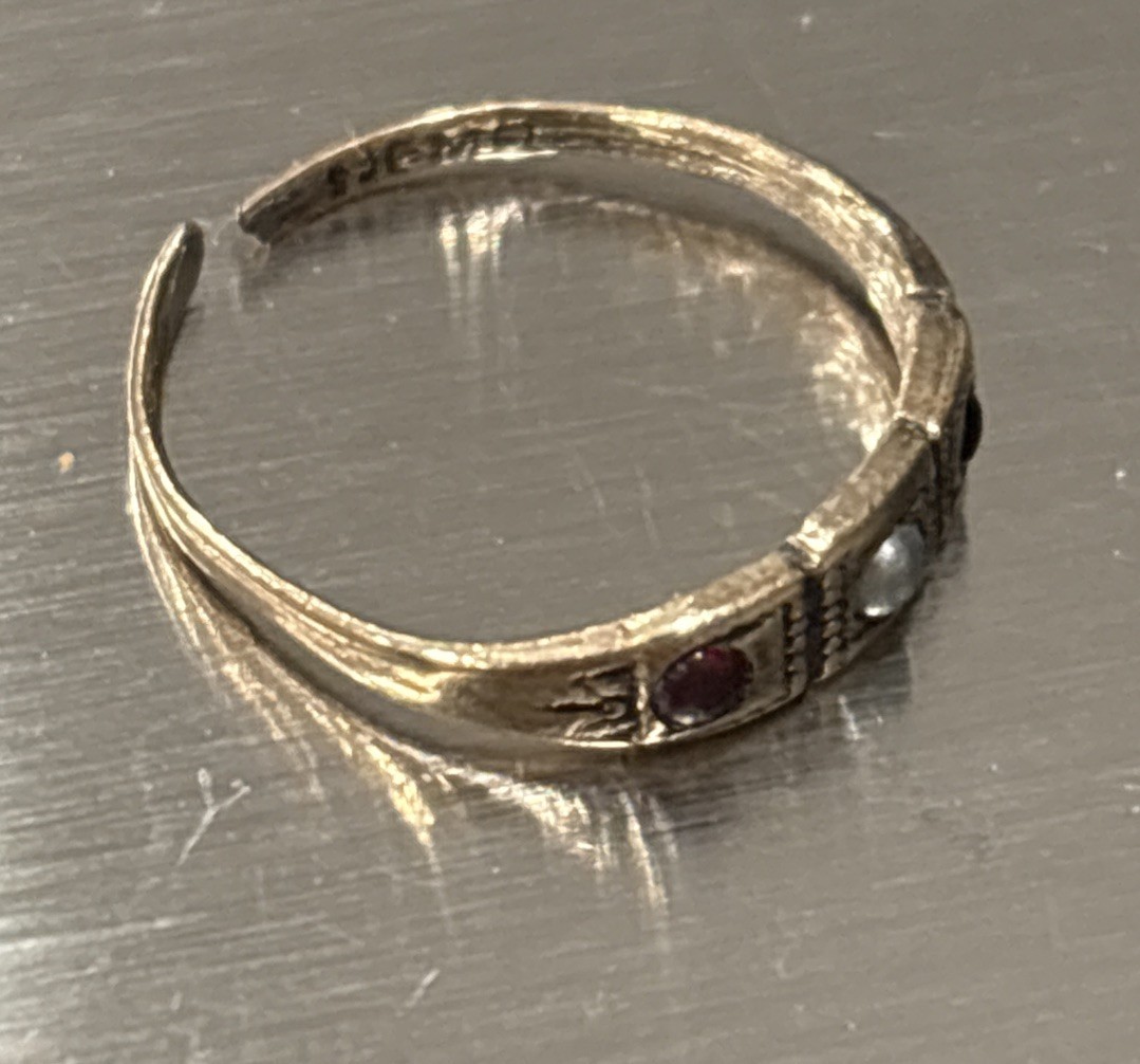 Vintage Little Nemo Gold Plated Rhinestone Childs Ring Size 1