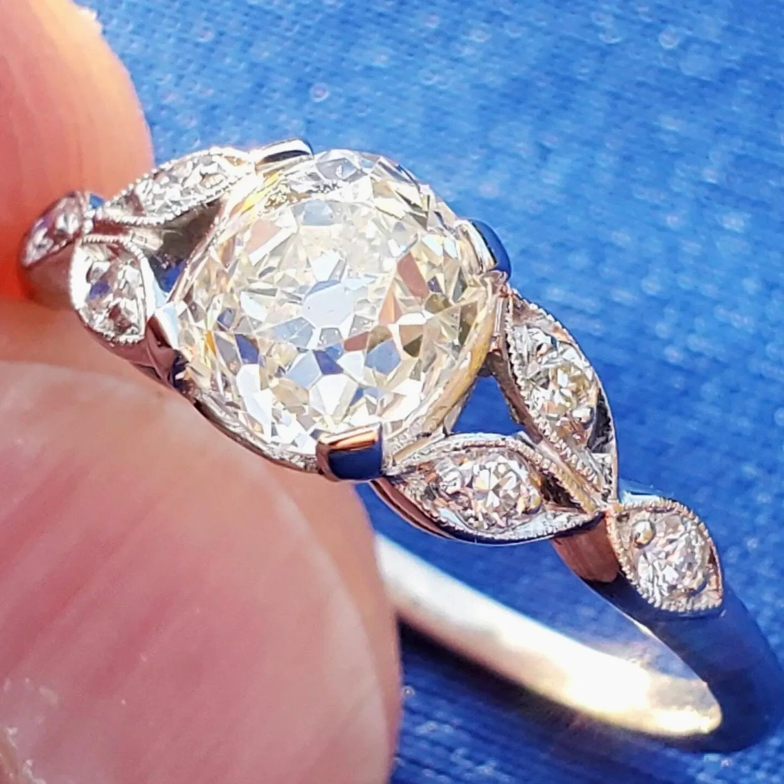 Original EARTH MINED DIAMOND Deco Engagement Ring Vintage PLATINUM Solitaire 1.3