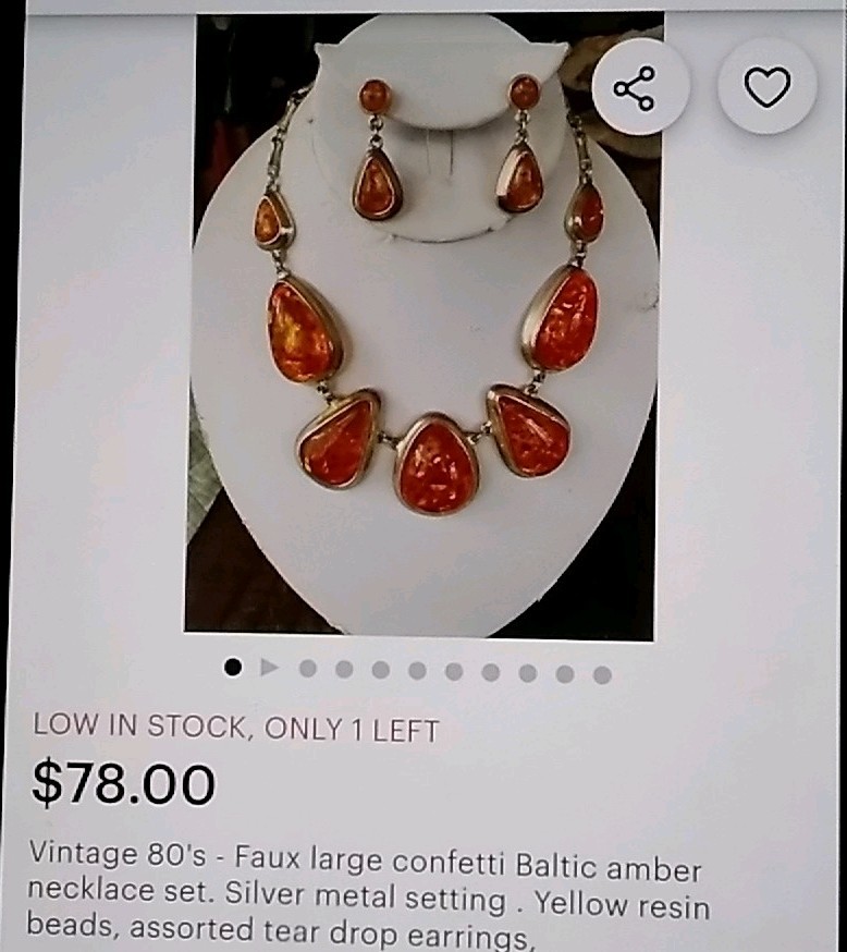 Vintage 1980’s Large Confetti Faux Baltic Amber Silvertone Fashion Necklace