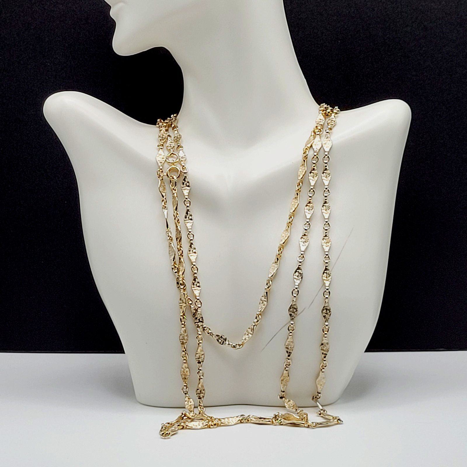 Napier Flapper Length Elongated Textured Link Chain Vtg Necklace Signed 60 Inch