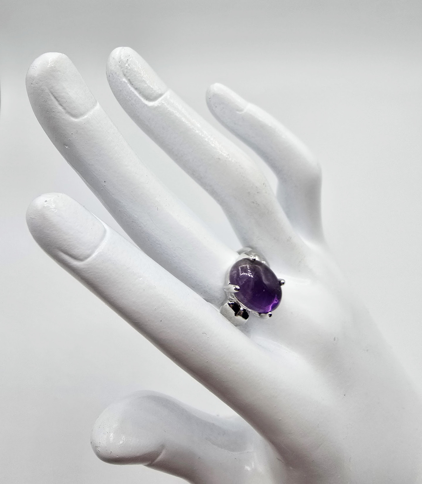 Women’s Silver Tone Oval Amethyst Natural Stone Purple Women’s Ring Size 10