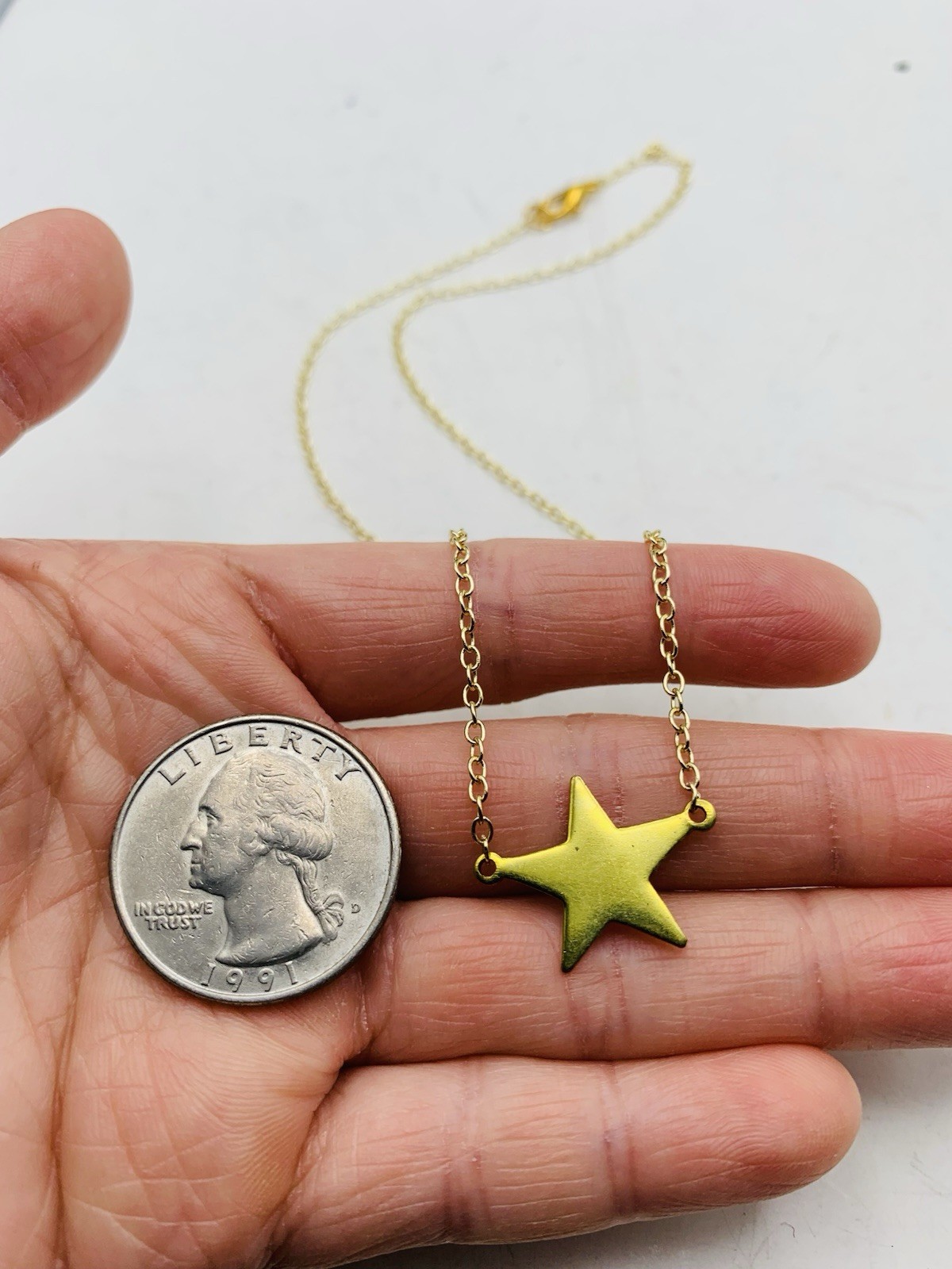 Vintage Gold Tone Celestial Star Charm Dainty Everyday Dainty 16” Necklace