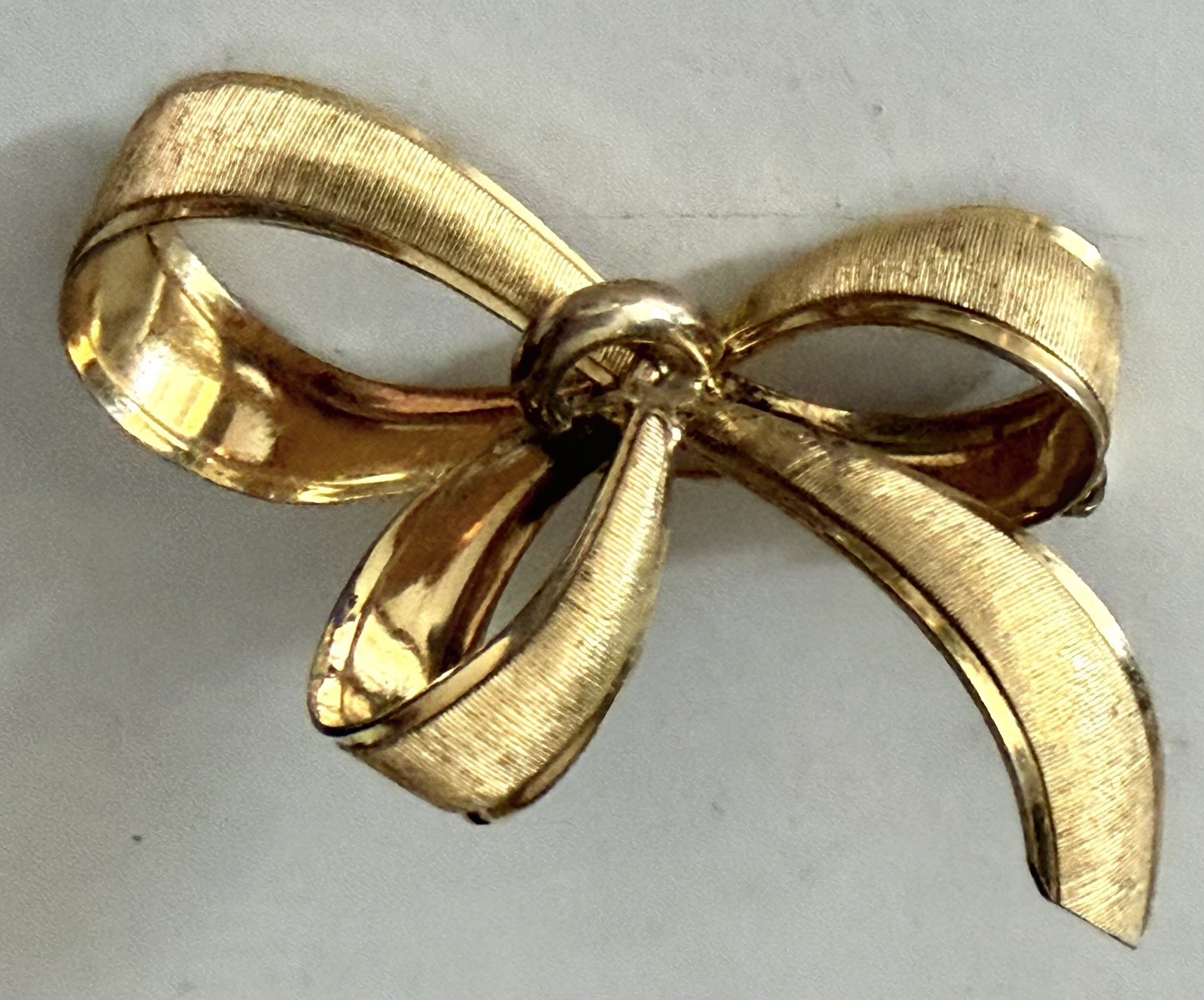 Vintage Germany Rolled Gold Bow Ribbon Brooch