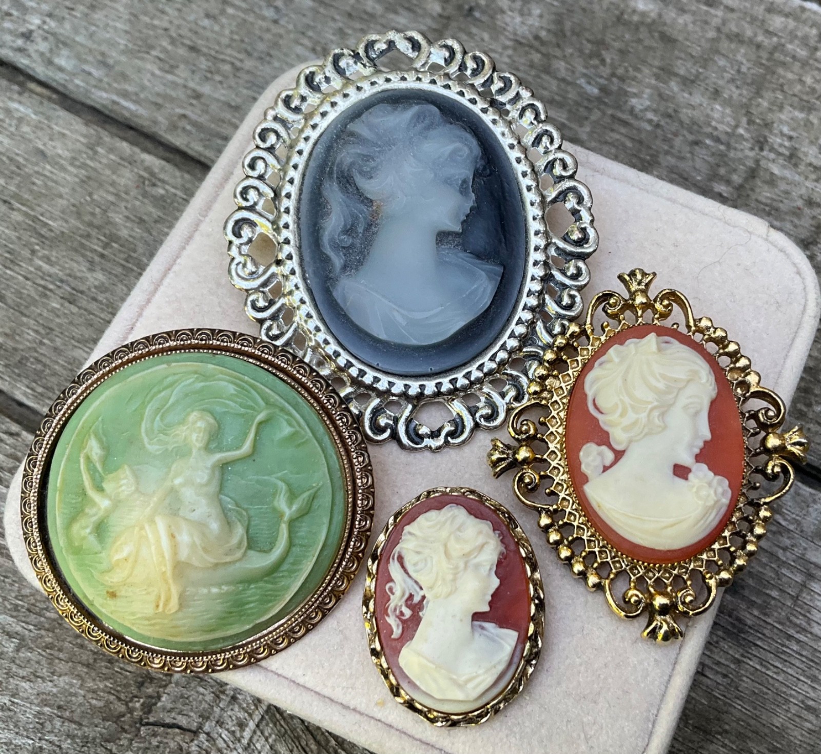 Vintage CAMEO BROOCH PIN LOT Mermaid Girl Dolphin Profiles Acrylic Resin Plastic
