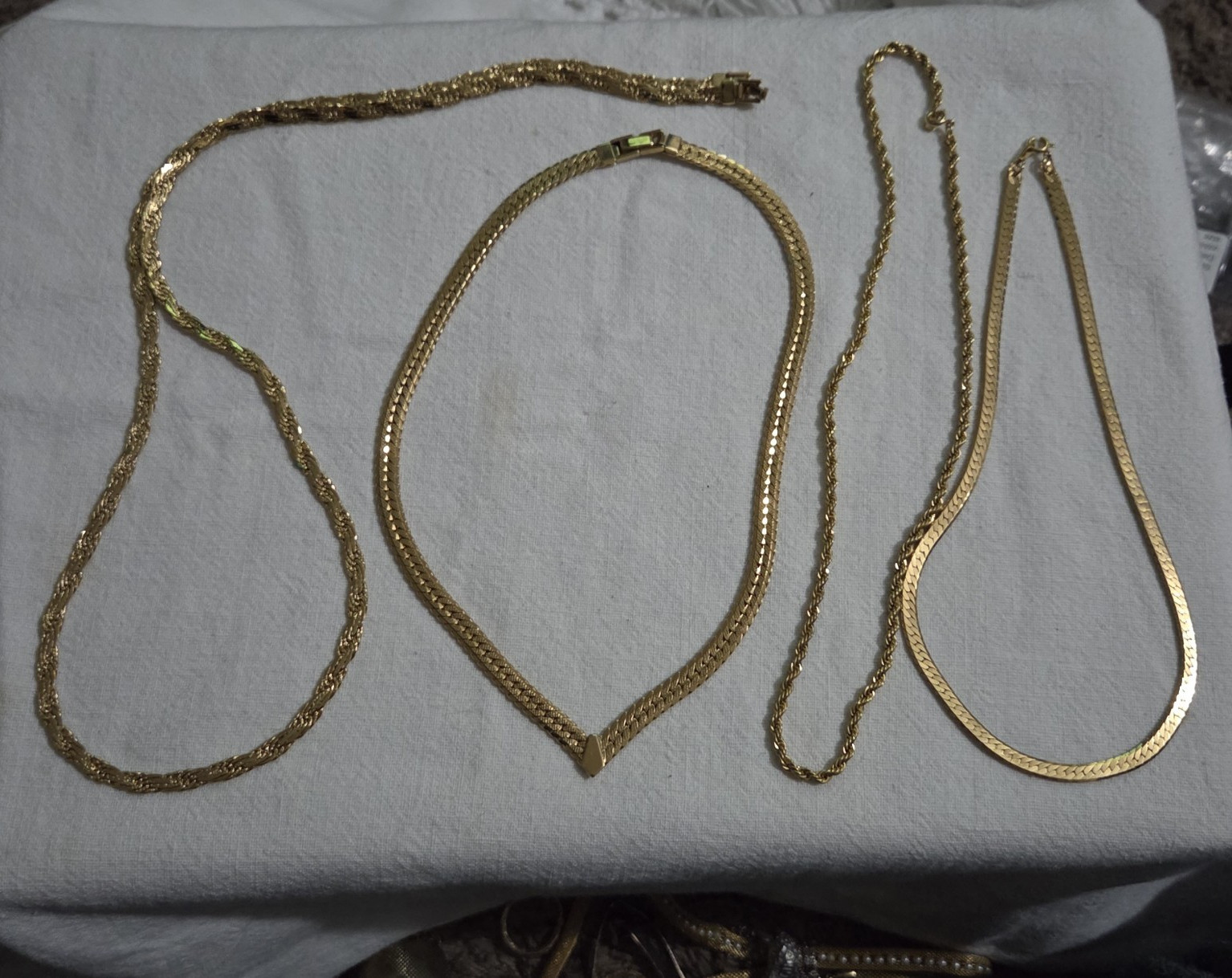 Vintage Gold Tone Chain Necklace Lot – Herringbone, V-Collar, Twisted Rope