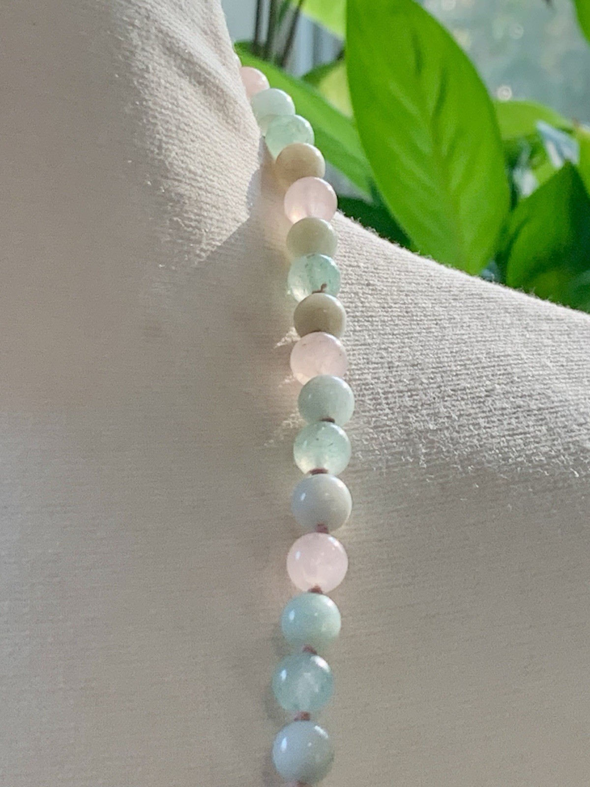 Vtg Multi Color Natural Jade 8mm Beaded(88 Beads) Hand Knotted Necklace. 34” L