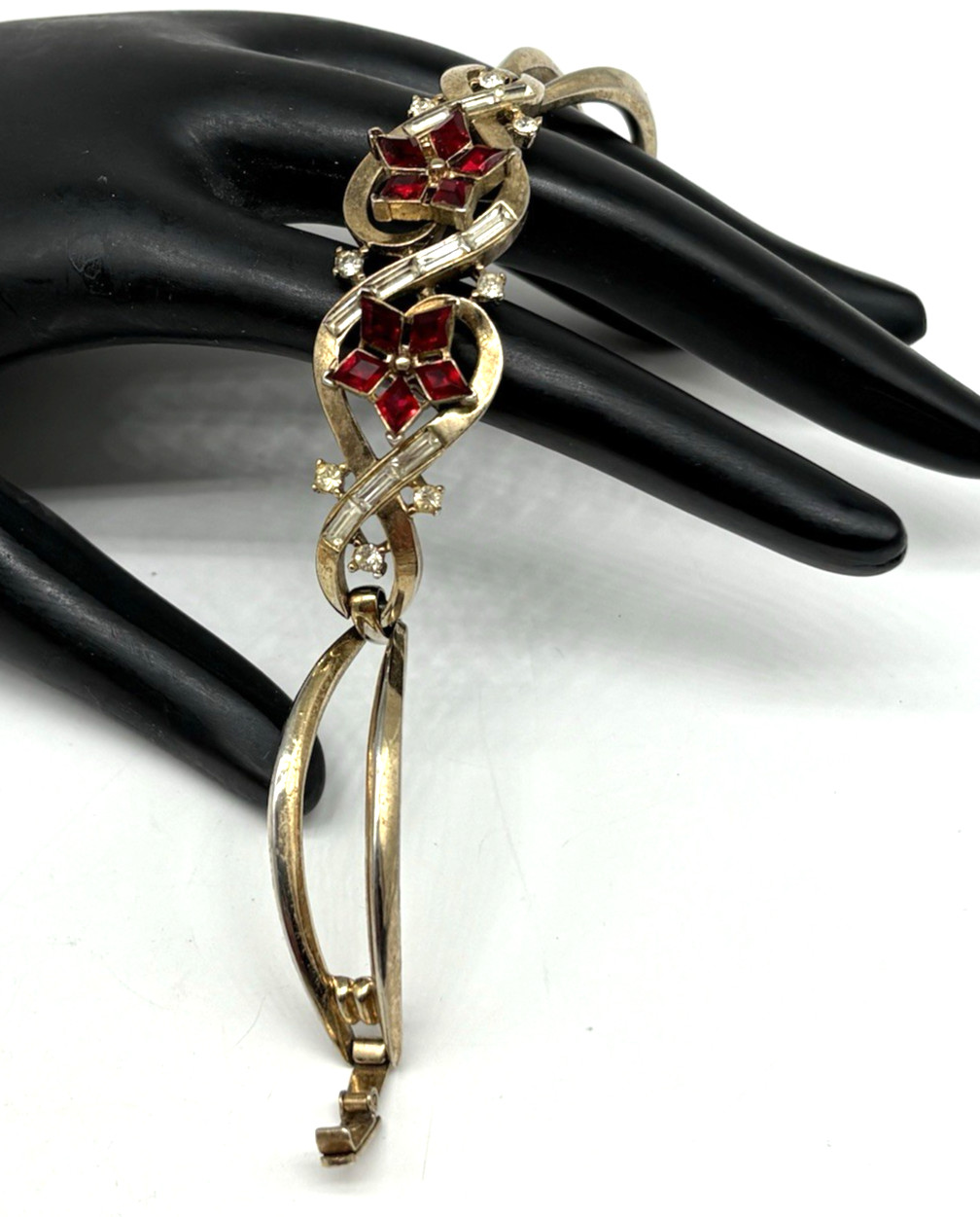 Crown Trifari Philippe Twinkle Bracelet Hinged Ruby Red Crystal Rhinestone Gold