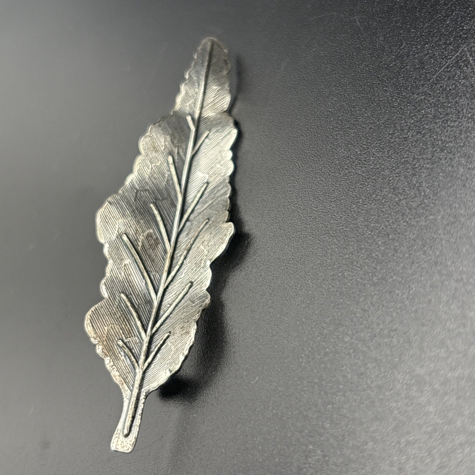 Vintage Danecraft sterling Silver brooch Pin Leaf Signed 2.5” 5g