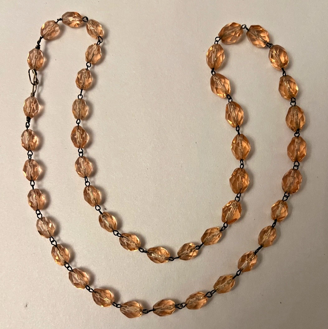 Vtg Pink Crystal Bead Unknown Metal Necklace Graduated Size 24 Inches Long