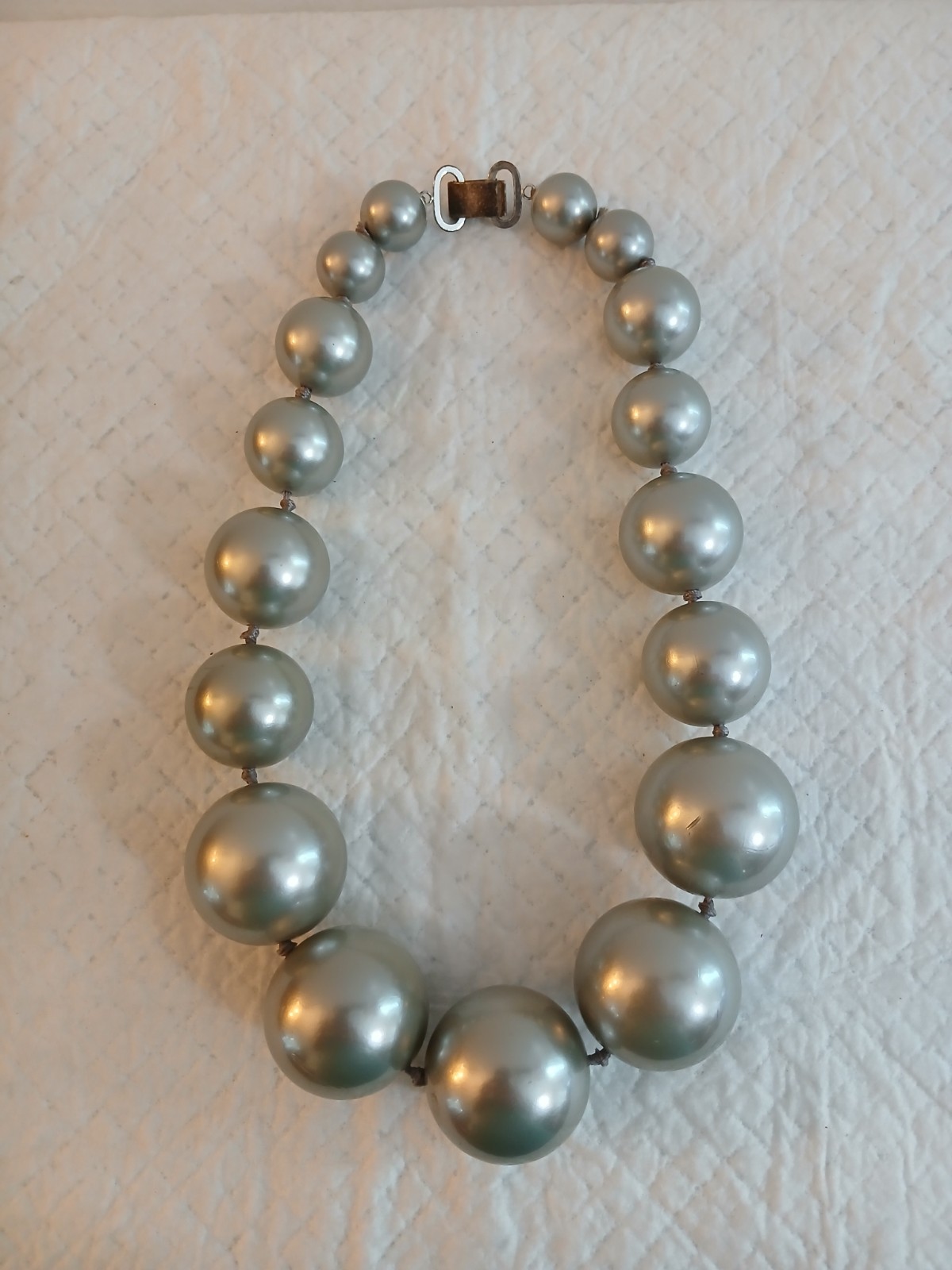 1960s Jumbo Faux Pearl Necklace Oversized Pearl 21in Vintage