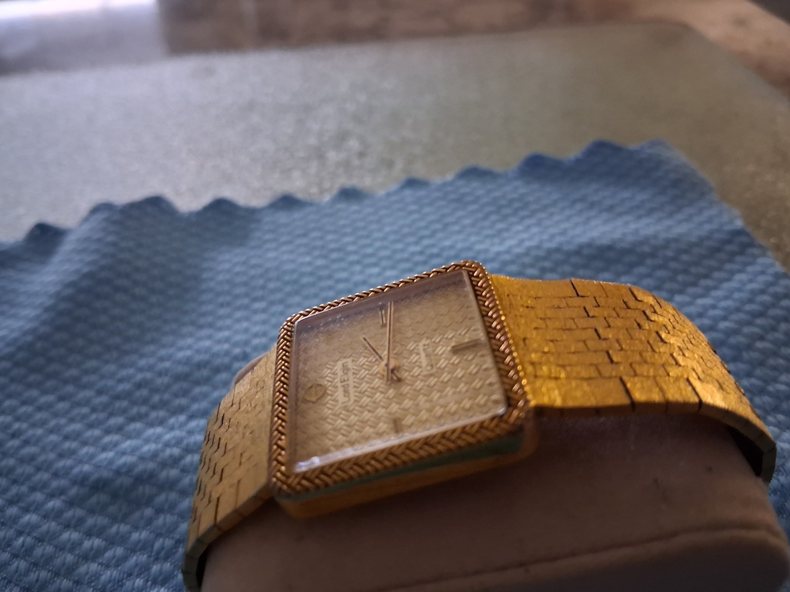 Lord Elgin Quartz Watch Gold Tone Vintage