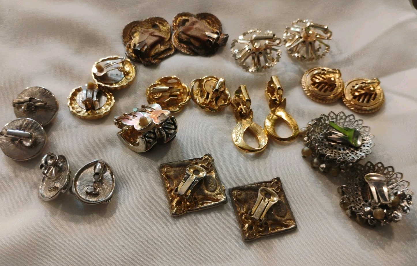 Eleven Pair Lot Vintage Clip On Earrings Mixed Metals Some Signed