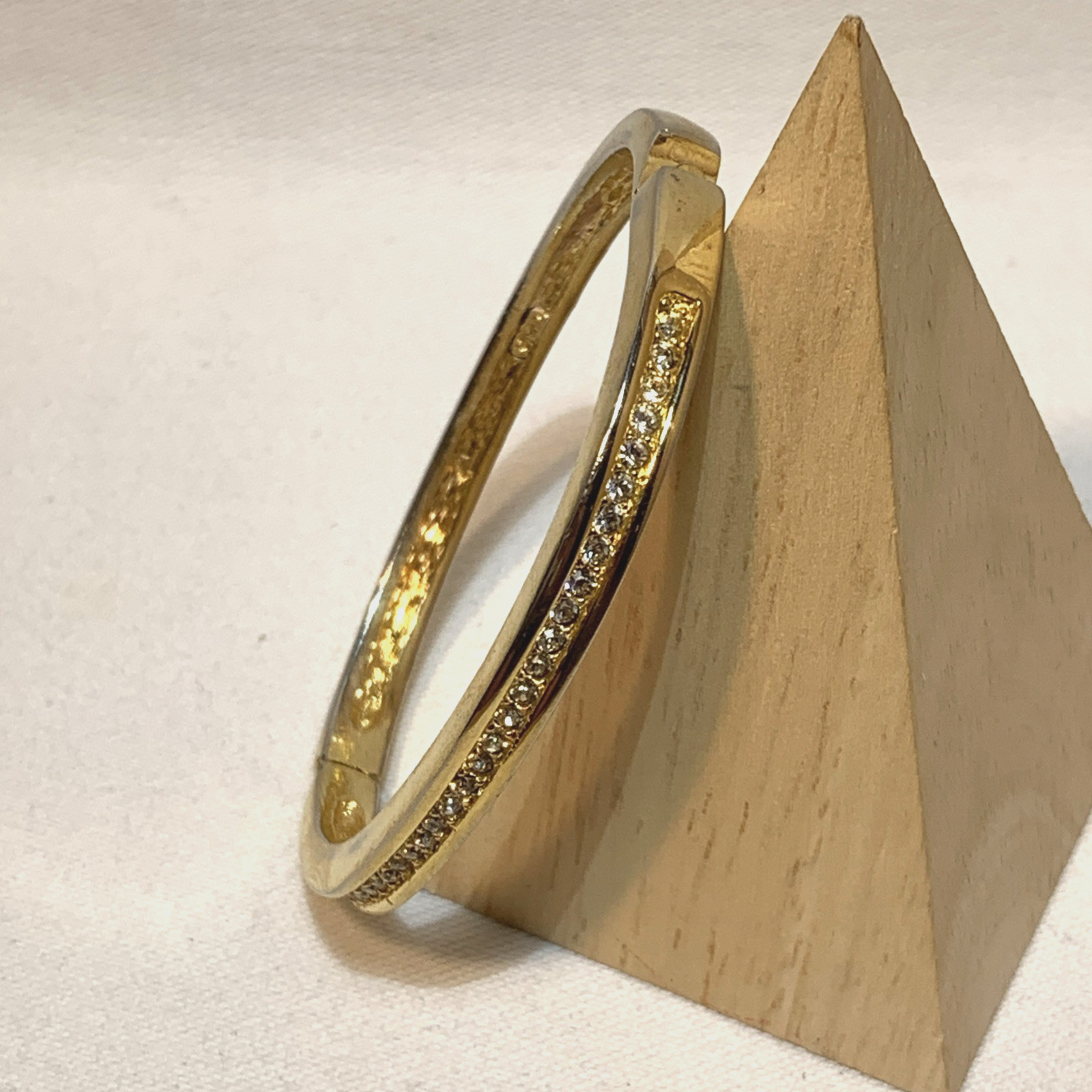 Roman Pave Crystal Bracelet Gold Tone Slim Hinged Size 6.75 VTG