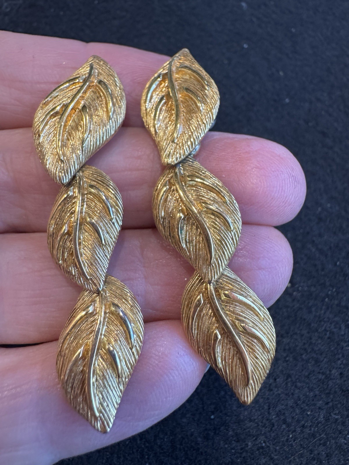 Vintage Napier Signed Gold Leaf Drop Post Earrings 1980
