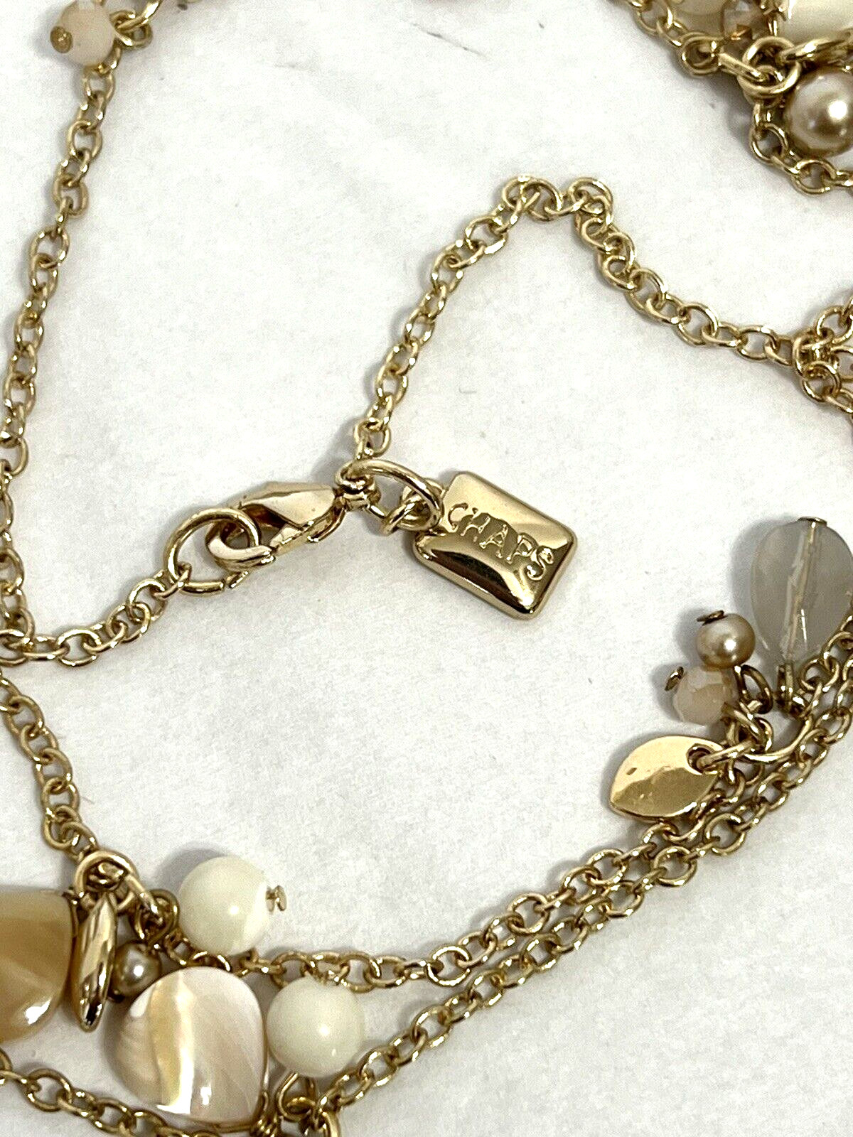 LOT OF 2 NECKLACES GOLD TONE CHAPS VINTAGE CHAIN/BELT MOTHER OF PEARL 32-36 IN