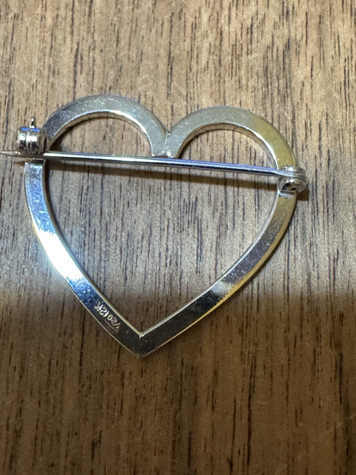 Vintage 1/20th 12K White Gold Filled 1.25” Heart Shape Pin Brooch~4 Grams