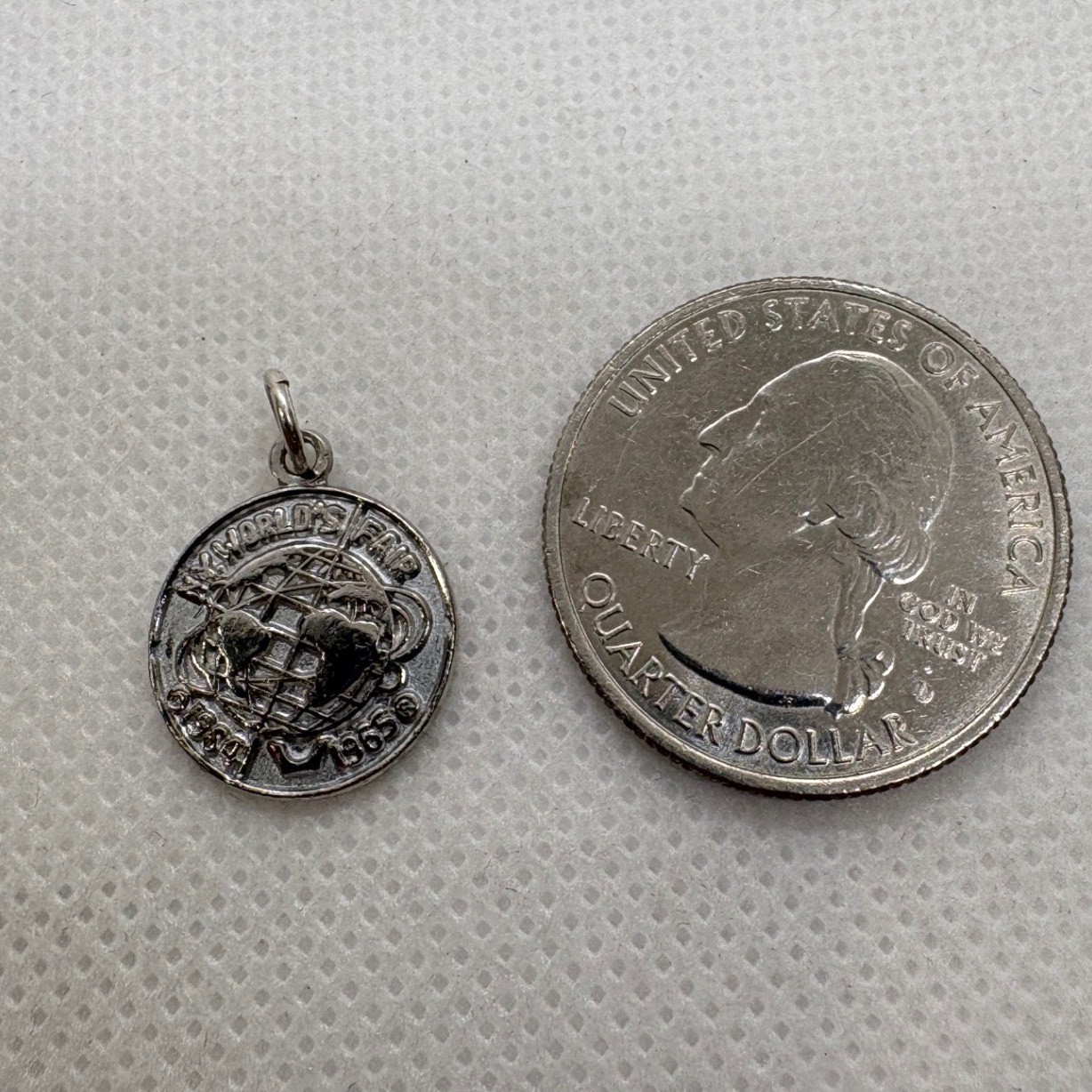 Vintage Sterling Silver 1964 1965 NY World’s Fair Unisphere Charm Pendant 1.58g