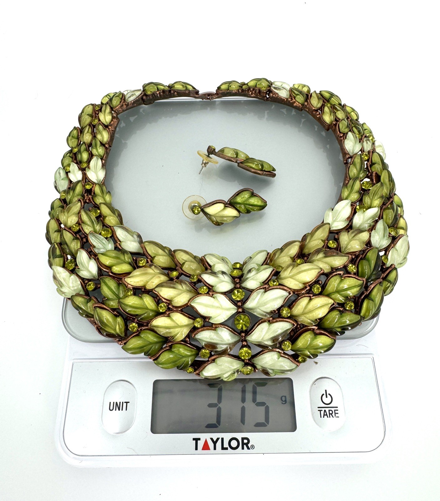 Vintage thermoset Statement Collar Necklace And Earrings Green Leaf