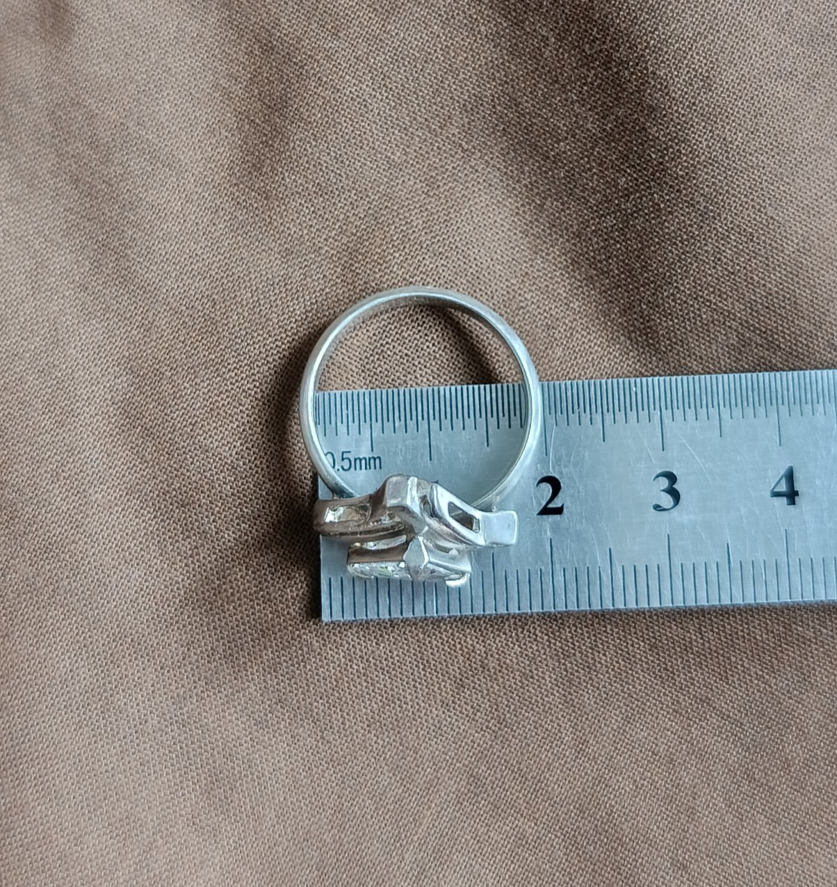 Ring 925 Silver Size 8 Vintage Original Jewelry Clear Triangular Stone 4.65 g