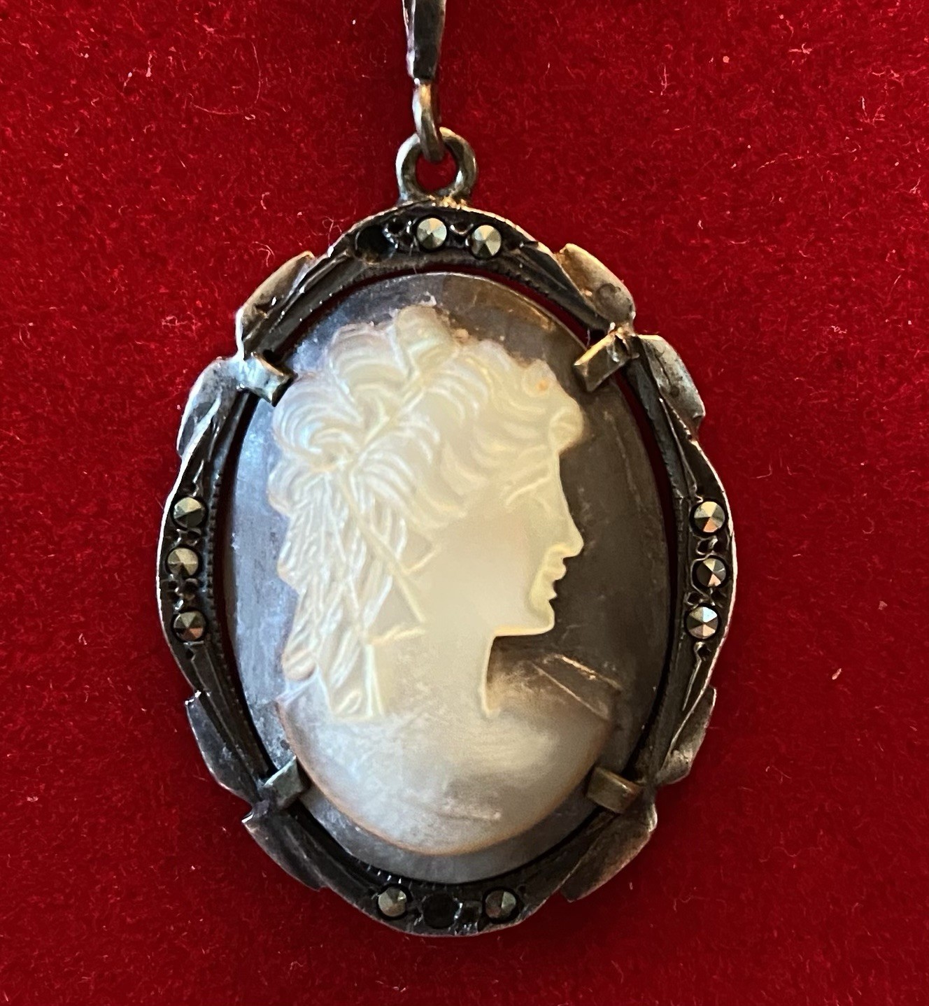 Antique Sterling Silver Shell Cameo Marcasite Brooch/Pendant Art Deco 1” X 3/4”