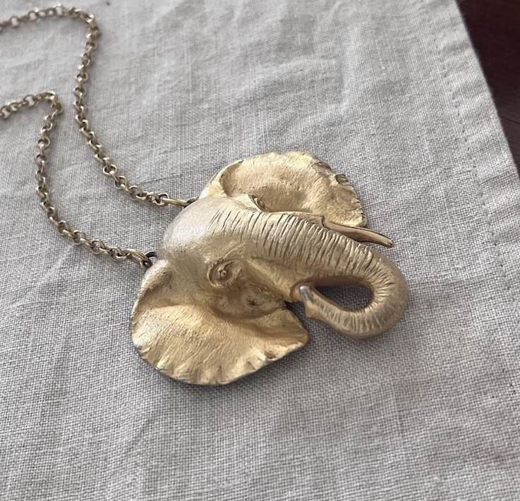 Vintage Signed Napier Large Gold Elephant Head Pendant Chain Link 24” Necklace