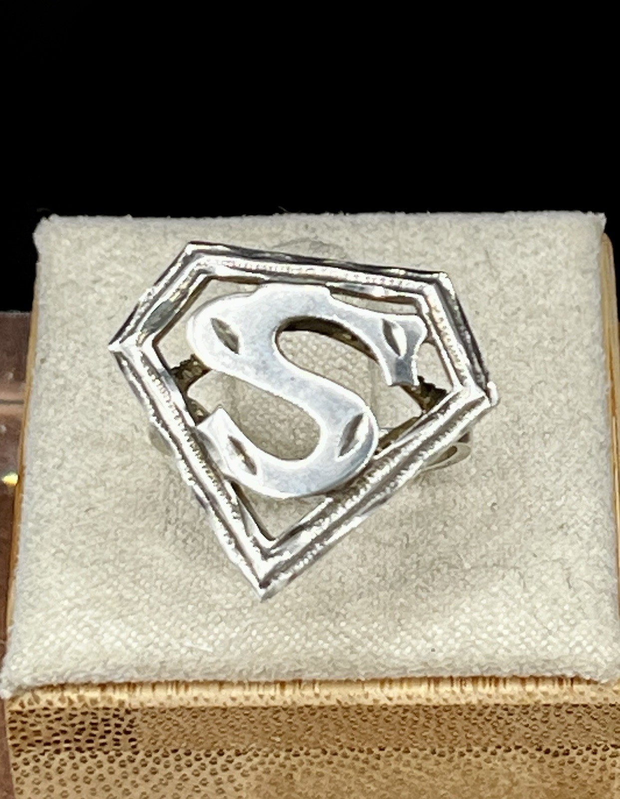 Comics Superman Symbol Open Work VTG. SIGNET Sterling Silver Ring SZ 6.5 Unisex